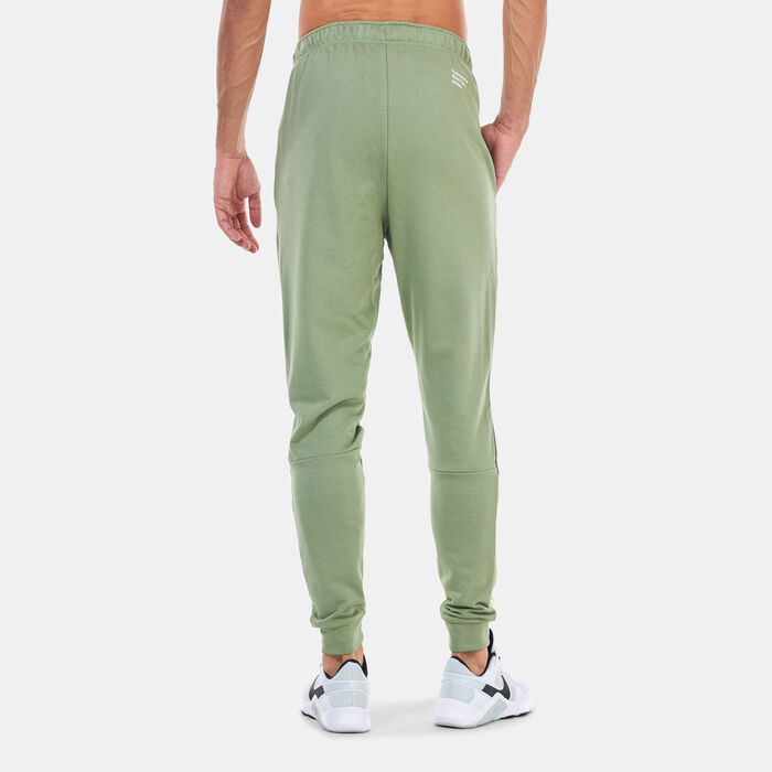 Nike Men's Dri-FIT Tapered Training Pants Green Nike Men's Dri-FIT Tapered Training Pants Green image number 1