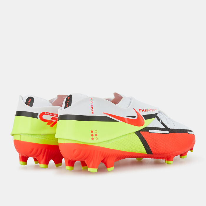 Nike Men's Phantom GT Academy FlyEase Football Shoe White Nike Men's Phantom GT Academy FlyEase Football Shoe White image number 2