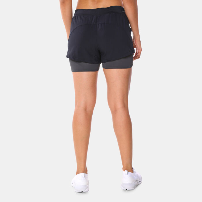Under Armour Women's IsoChill Run 2-In-1 Shorts Black Under Armour Women's IsoChill Run 2-In-1 Shorts Black image number 1