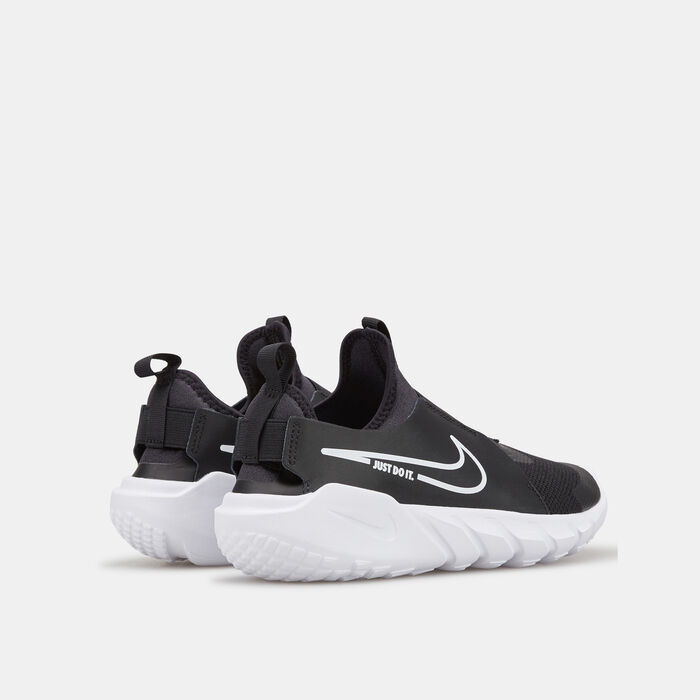 Nike Kids' Flex Runner 2 Road Running Shoe (Older Kids) Black Nike Kids' Flex Runner 2 Road Running Shoe (Older Kids) Black image number 2