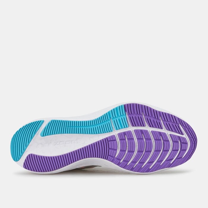 Nike Women's Winflo 8 Shoe White image number 3