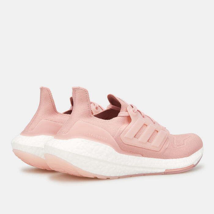 adidas Women's Ultraboost 22 Shoe Pink adidas Women's Ultraboost 22 Shoe Pink image number 2