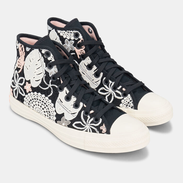 Converse Women's Chuck Taylor All Star Shoes Black Converse Women's Chuck Taylor All Star Shoes Black image number 2