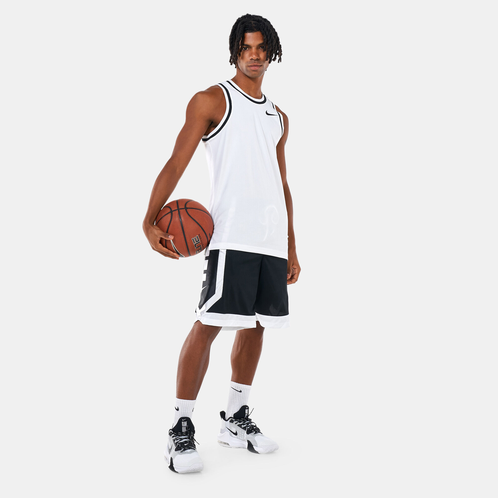 Men s Dri FIT Elite 10 inch Basketball Shorts Black Nike in Qatar SSS