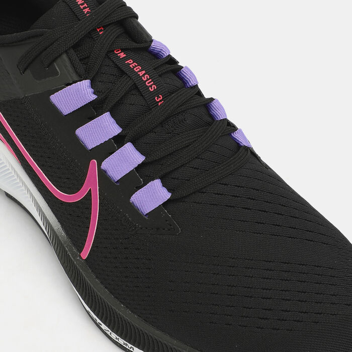 Nike Women's Air Zoom Pegasus 38 Shoe Black image number 4