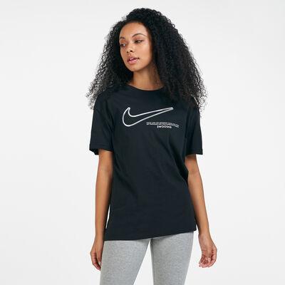 Nike Women's Sportswear Swoosh T-Shirt Black Nike Women's Sportswear Swoosh T-Shirt Black