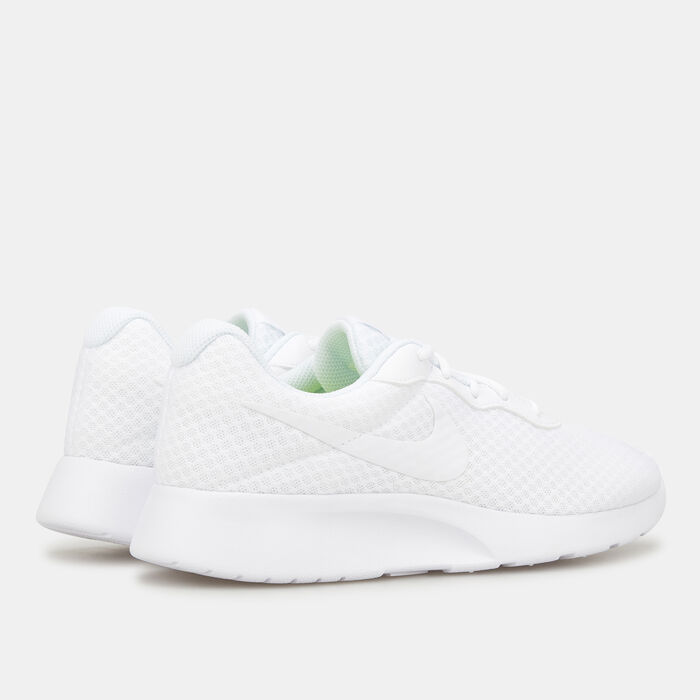 Nike Women's Tanjun Shoe White image number 3