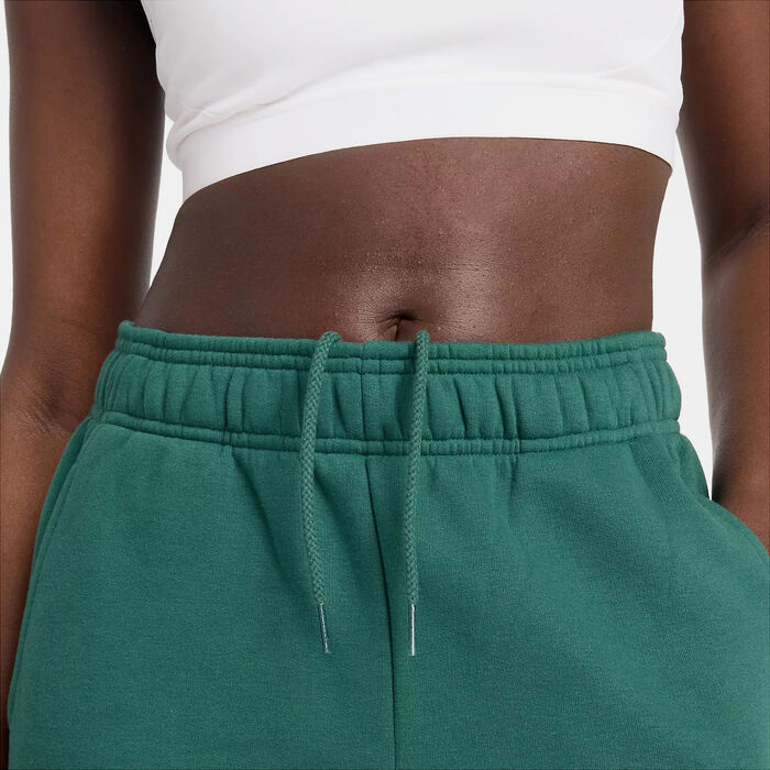 New Balance Women's Seasonal Graphic Sweatpants Green image number 3