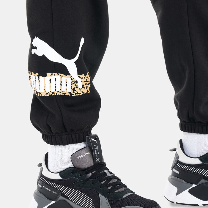 PUMA Men's Brand Love Sweatpants Black PUMA Men's Brand Love Sweatpants Black image number 3