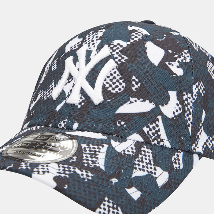 New Era Men's MLB New York Yankees Seasonal Print 9FORTY Cap Blue New Era Men's MLB New York Yankees Seasonal Print 9FORTY Cap Blue image number 2
