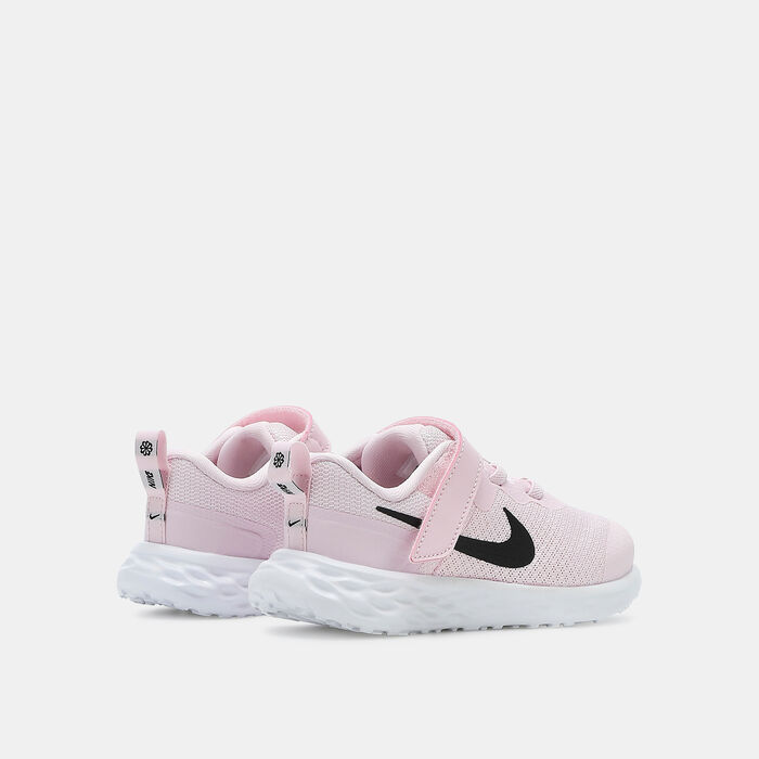 Nike Kids' Revolution 6 Shoe (Baby and Toddler) Pink Nike Kids' Revolution 6 Shoe (Baby and Toddler) Pink image number 2