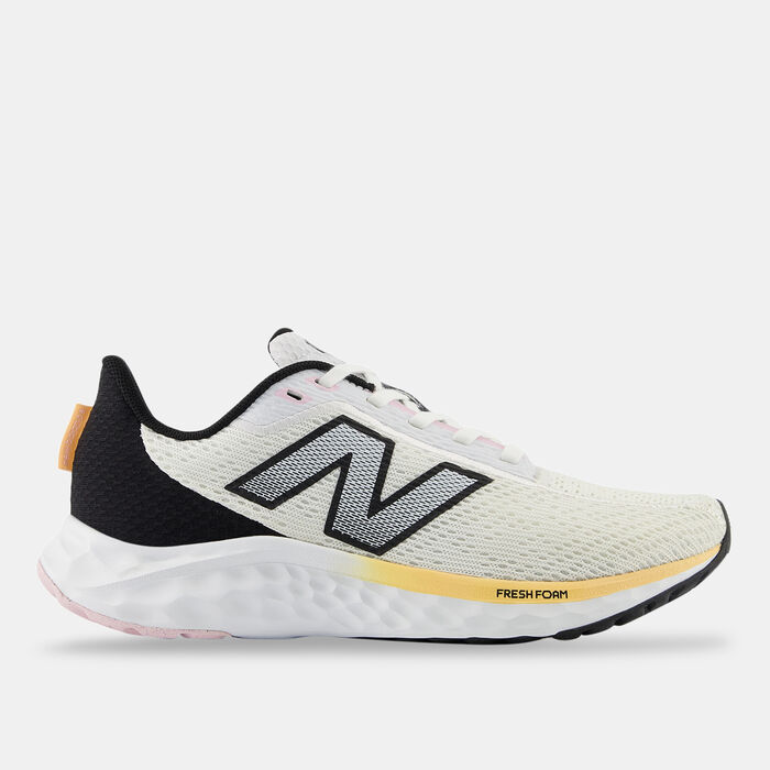 New Balance Women's Fresh Foam Arishi v4 Shoes White image number 0