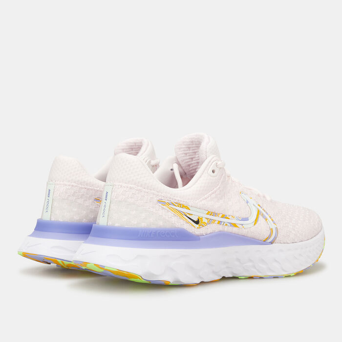 Nike Women's React Infinity Flyknit 3 Premium Road Running Shoe Pink Nike Women's React Infinity Flyknit 3 Premium Road Running Shoe Pink image number 2
