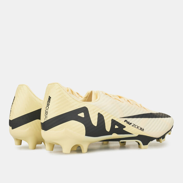 Nike Men's Mercurial Vapor 15 Academy Multi-Ground Football Shoes Ivory Nike Men's Mercurial Vapor 15 Academy Multi-Ground Football Shoes Ivory image number 2