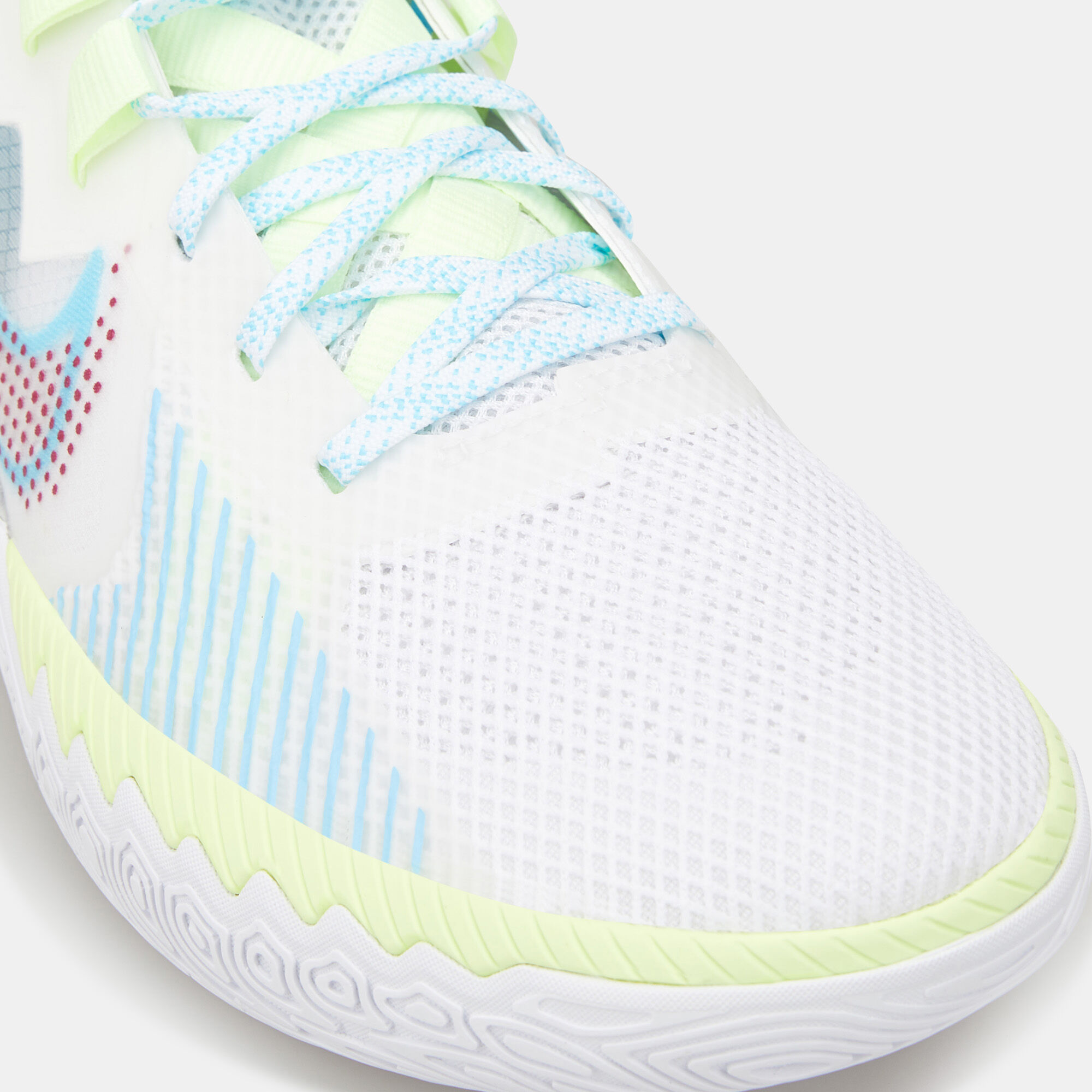 Men s Kyrie Flytrap 5 Basketball Shoe White Nike in Qatar SSS