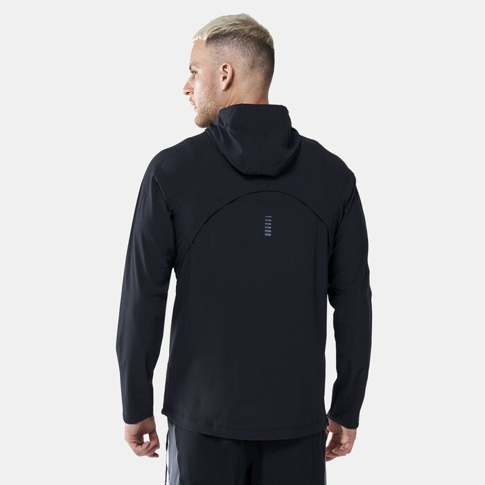 Under Armour Men's UA OutRun The Storm Jacket Black Under Armour Men's UA OutRun The Storm Jacket Black image number 1