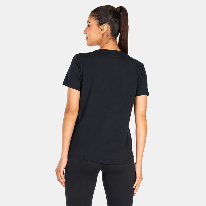 Nike Women's Sportswear Essentials Logo T-Shirt Black Nike Women's Sportswear Essentials Logo T-Shirt Black image number 1