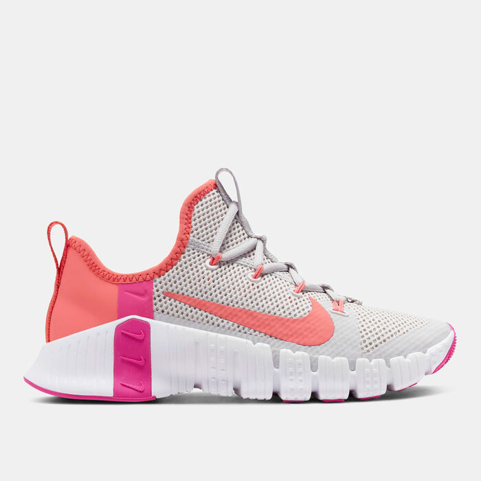 Nike Women's Free Metcon 3 Shoe Grey Nike Women's Free Metcon 3 Shoe Grey image number 0