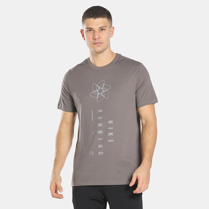 Nike Men's Dri-FIT Run Division T-Shirt Grey image number 0