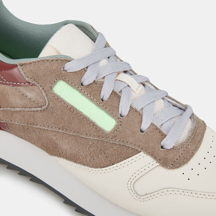 Reebok Women's Classic Leather Ripple Shoe Ivory image number 4