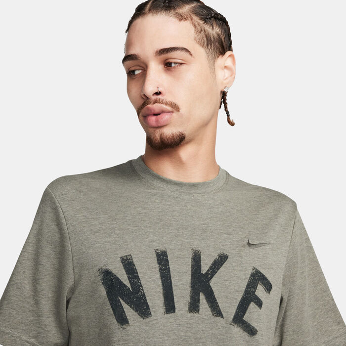 Nike Men's Primary Swoosh Dri-FIT Versatile Training Top Green Nike Men's Primary Swoosh Dri-FIT Versatile Training Top Green image number 2