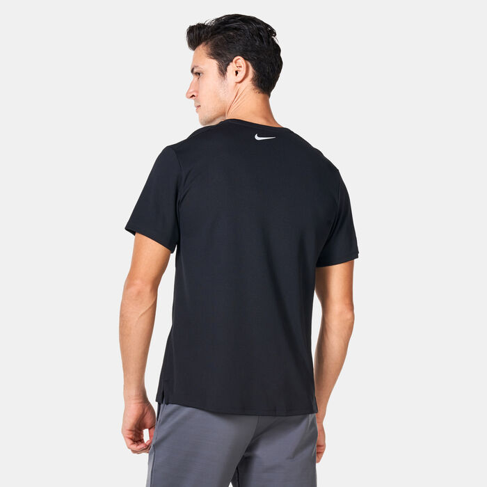 Nike Men's Miler Flash Dri-FIT UV Running Top Black Nike Men's Miler Flash Dri-FIT UV Running Top Black image number 1