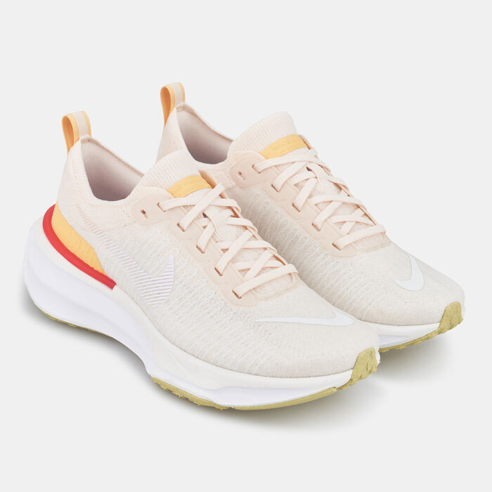 Nike Women's ZoomX Invincible 3 Road Running Shoes Ivory Nike Women's ZoomX Invincible 3 Road Running Shoes Ivory image number 2