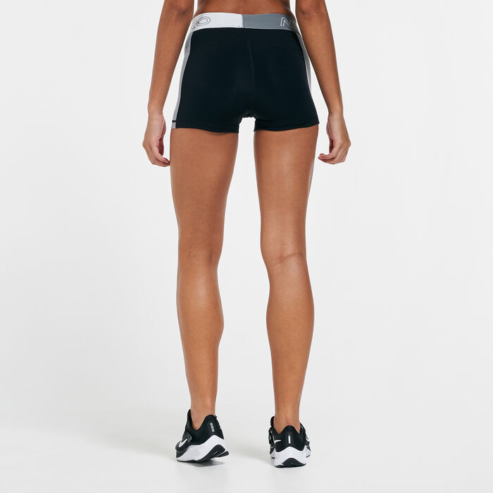 Nike Women's Pro Graphic 3-inch Shorts Black image number 1