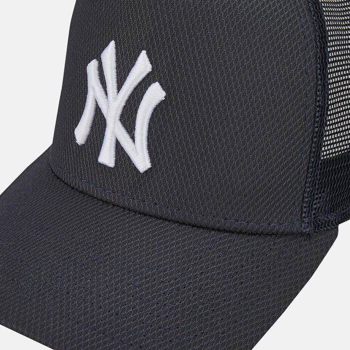 New Era Men's New York Yankees Diamond Era A-Frame Trucker Cap Blue New Era Men's New York Yankees Diamond Era A-Frame Trucker Cap Blue image number 2