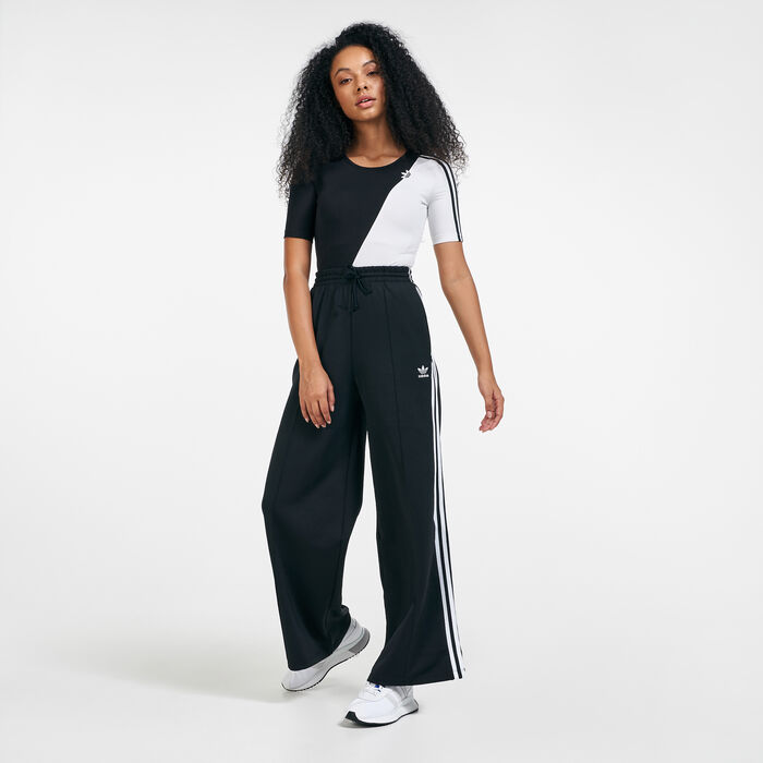 adidas Originals Women's Adicolor Sliced Trefoil Bodysuit Black adidas Originals Women's Adicolor Sliced Trefoil Bodysuit Black image number 2