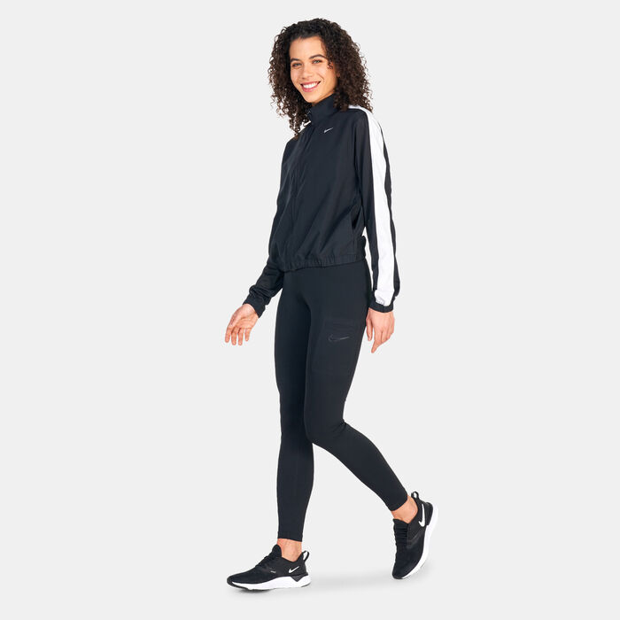 Nike Women's Dri-FIT Swoosh Run Jacket Black Nike Women's Dri-FIT Swoosh Run Jacket Black image number 2