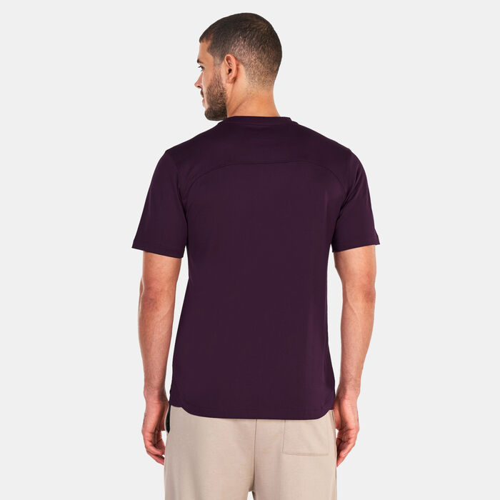 Sun and Sand Sports Men's Classic T-Shirt Red Sun and Sand Sports Men's Classic T-Shirt Red image number 1