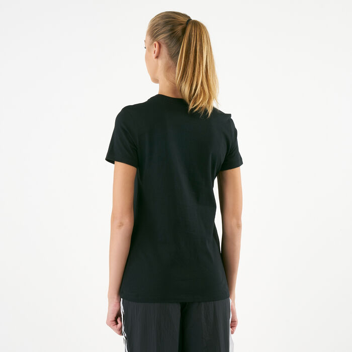 Nike Women's Sportswear Essential T-Shirt Black Nike Women's Sportswear Essential T-Shirt Black image number 1