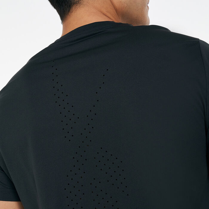 Reebok Men's United By Fitness Perforated T-Shirt Black Reebok Men's United By Fitness Perforated T-Shirt Black image number 3