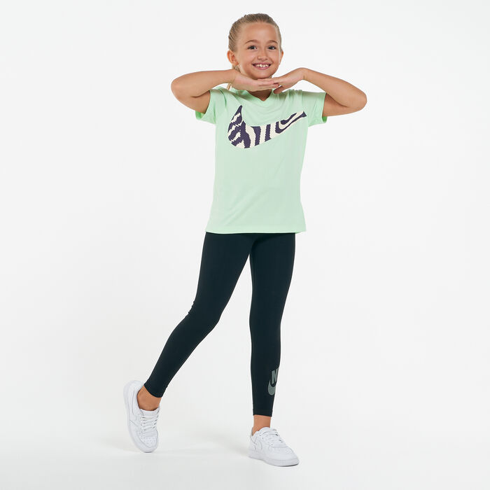 Nike Kids' Dri-FIT Swoosh T-Shirt Green Nike Kids' Dri-FIT Swoosh T-Shirt Green image number 1