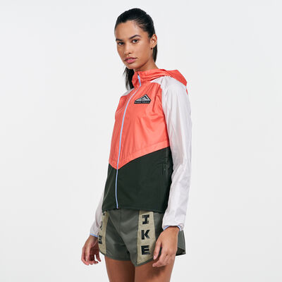Nike Women's Shield Trail Jacket Orange