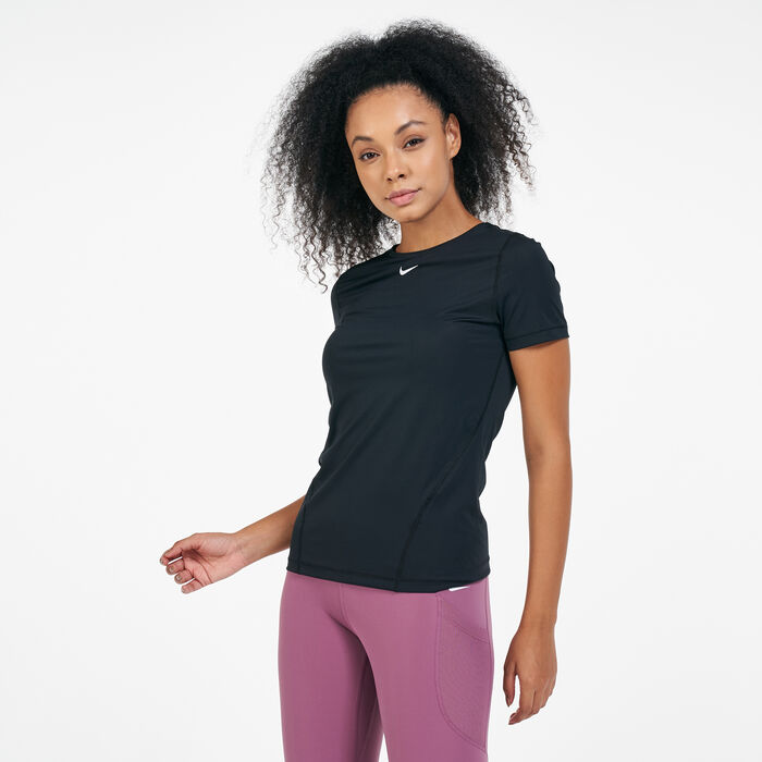 Nike Women's Pro Mesh T-Shirt Black Nike Women's Pro Mesh T-Shirt Black image number 0