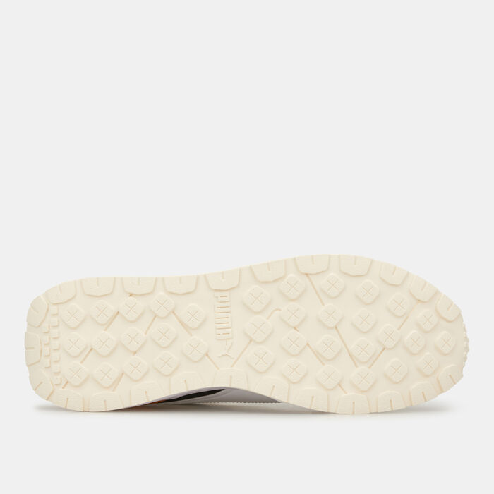 PUMA Men's Runtamed Shoes White image number 4
