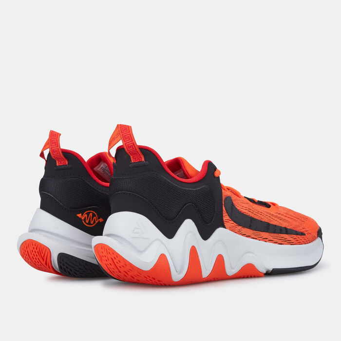 Nike Men's Giannis Immortality 2 Basketball Shoe yellow Nike Men's Giannis Immortality 2 Basketball Shoe yellow image number 2
