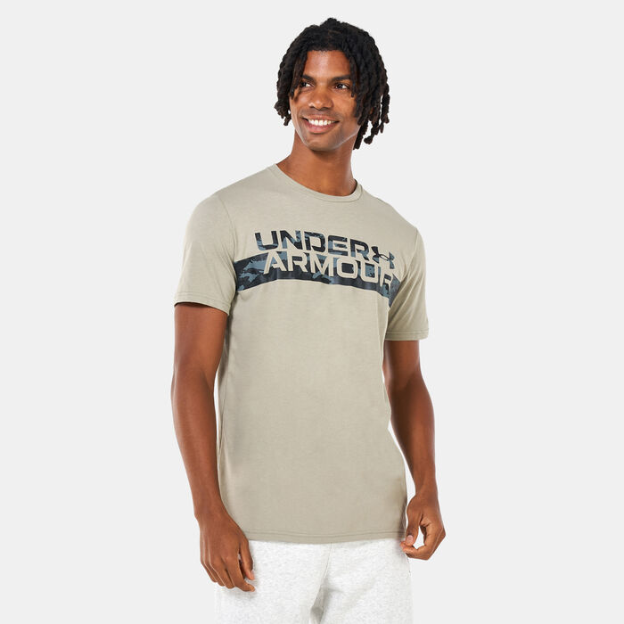 Under Armour Men's UA Camo Chest Stripe T-Shirt Grey Under Armour Men's UA Camo Chest Stripe T-Shirt Grey image number 0