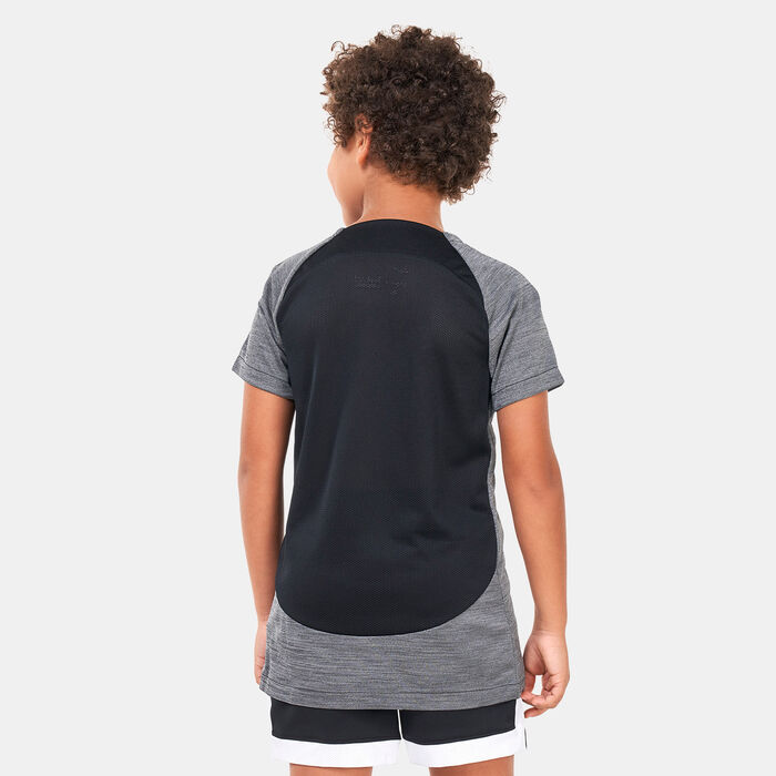 Nike Kids' Dri-FIT Academy Football T-Shirt (Older Kids) Grey Nike Kids' Dri-FIT Academy Football T-Shirt (Older Kids) Grey image number 1