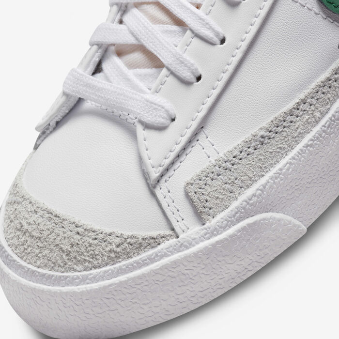 Nike Women's Blazer Mid '77 Shoes White Nike Women's Blazer Mid '77 Shoes White image number 6