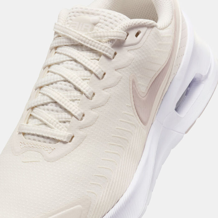Nike Women's Air Max Nuaxis Shoes Ivory Nike Women's Air Max Nuaxis Shoes Ivory image number 4