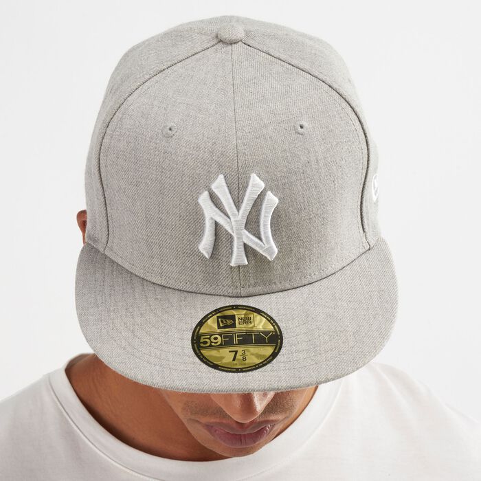 New Era Men’s MLB League Basic New York Yankees 59FIFTY Cap Grey image number 2
