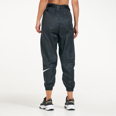 Nike Women's Woven Swoosh Pants Black Nike Women's Woven Swoosh Pants Black