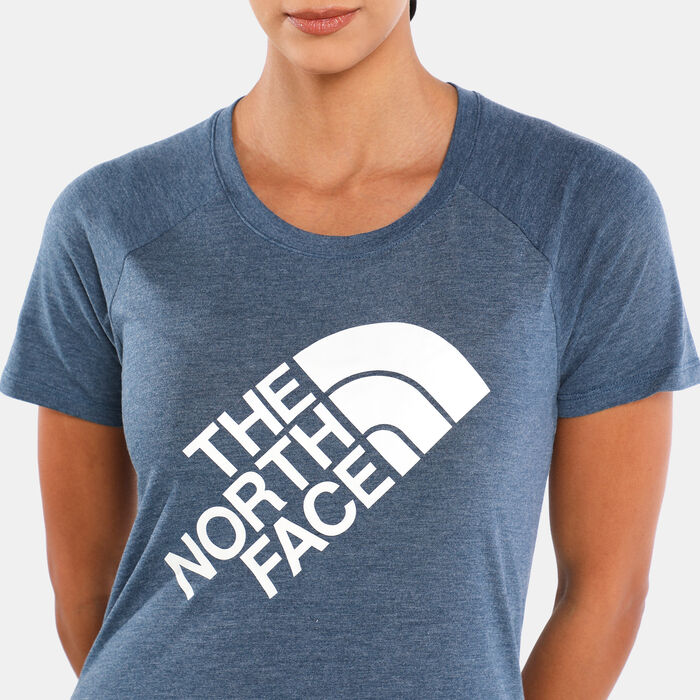 The North Face Women's Graphic Play Hard T-Shirt Blue The North Face Women's Graphic Play Hard T-Shirt Blue image number 3
