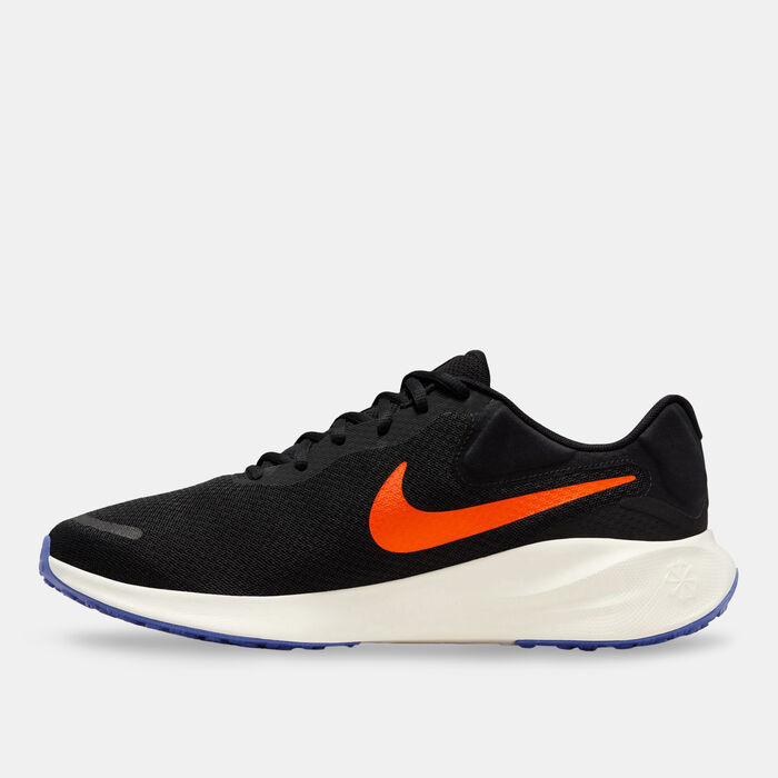 Nike Men's Revolution 7 Road Running Shoes Black Nike Men's Revolution 7 Road Running Shoes Black image number 2