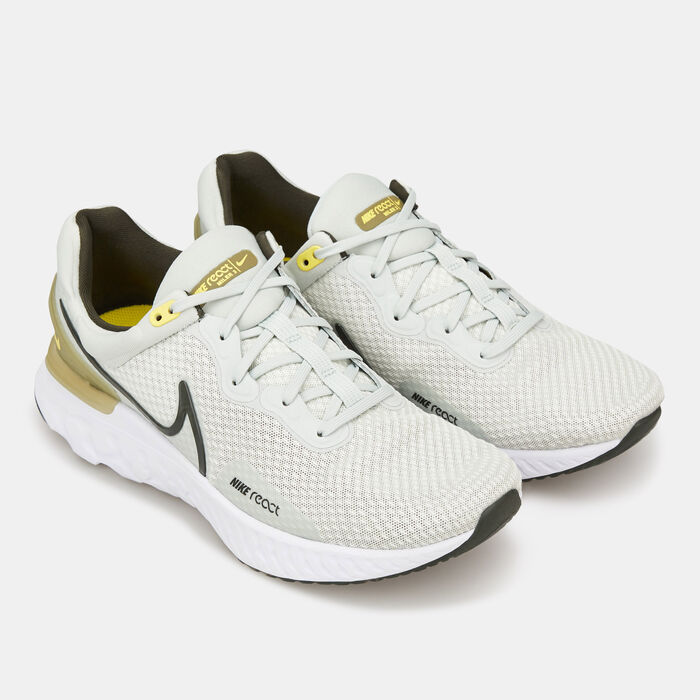 Nike Men's React Miler 3 Road Running Shoe Grey Nike Men's React Miler 3 Road Running Shoe Grey image number 2