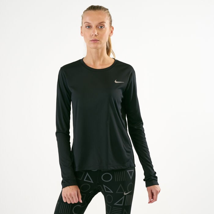 Nike Women's Miler T-Shirt Black Nike Women's Miler T-Shirt Black image number 0