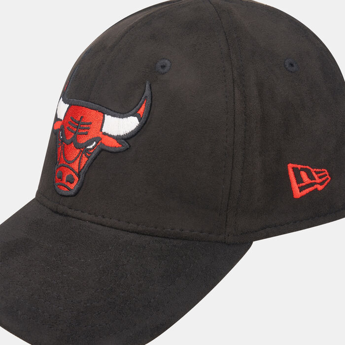 New Era Men's NBA Chicago Bulls 39THIRTY Cap Black image number 2